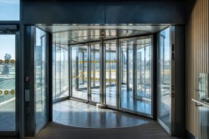 Are revolving doors more energy efficient - Safetell